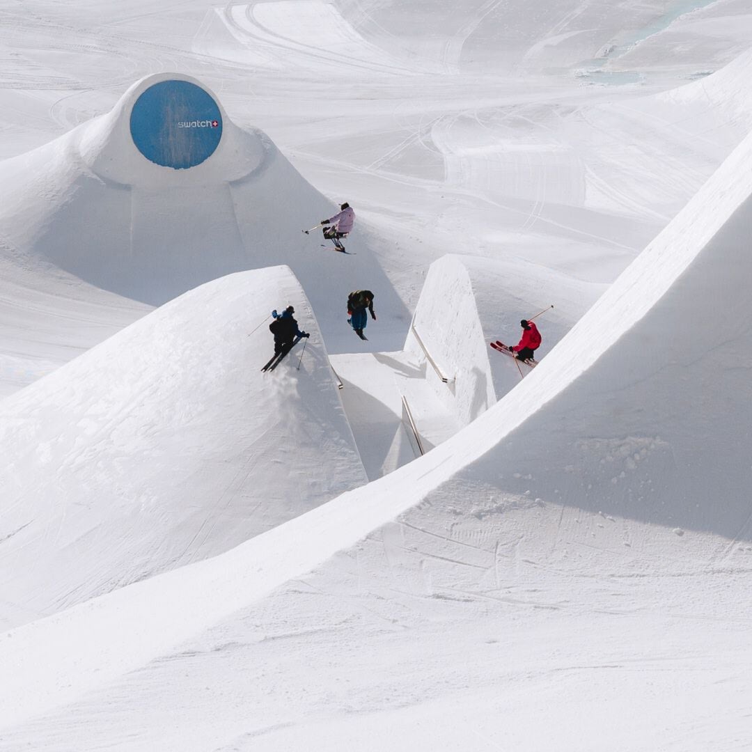 Swatch Nines Snow